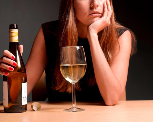 Анонимное лечение женского алкоголизма в Давлеканово